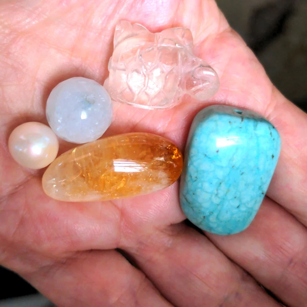 Genuine Suede Pouch Necklace. Adjustable To 32" Long, Comes With Gemstones, New - Picture 2 of 7